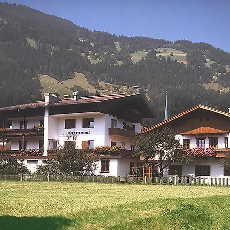 Schneeberger Apartment Zell am Ziller